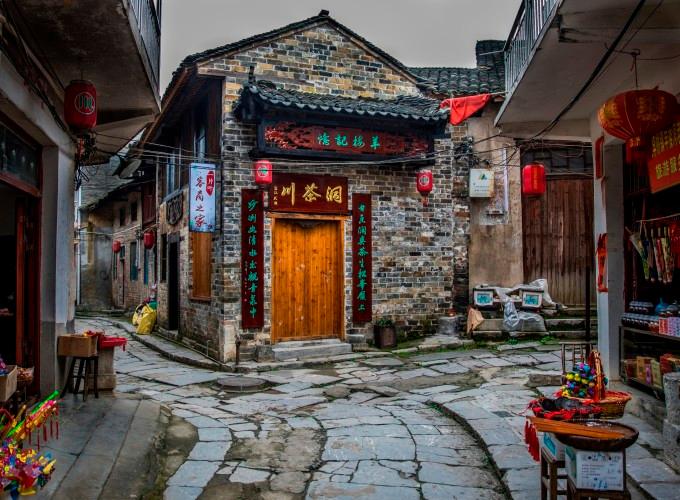 脉脉发布针对应届毕业生的大厂薪资地图 最高年薪达64万